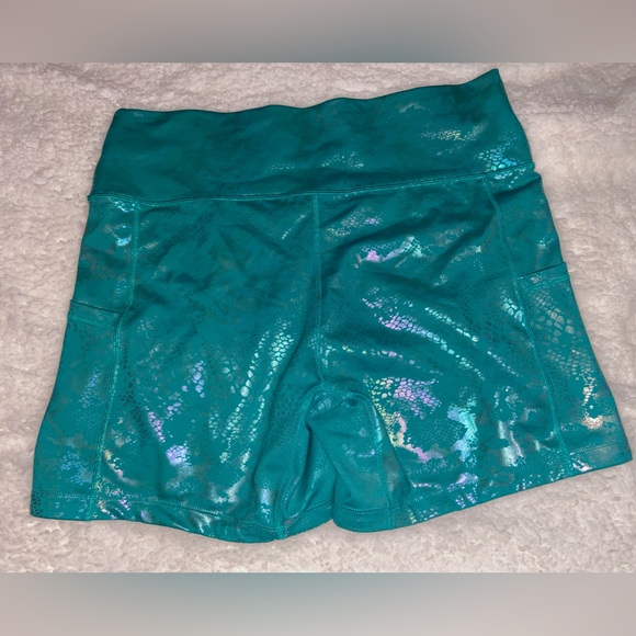 Shimmering Teal Athletic Shorts with Pocket - Picture 4 of 5